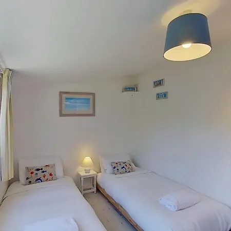 B12 Branksome, Riviere Towans Holiday home *